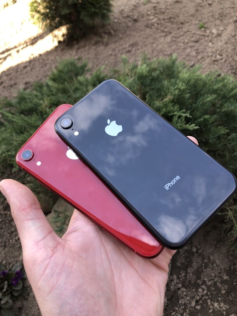 Продам iphone xr 64