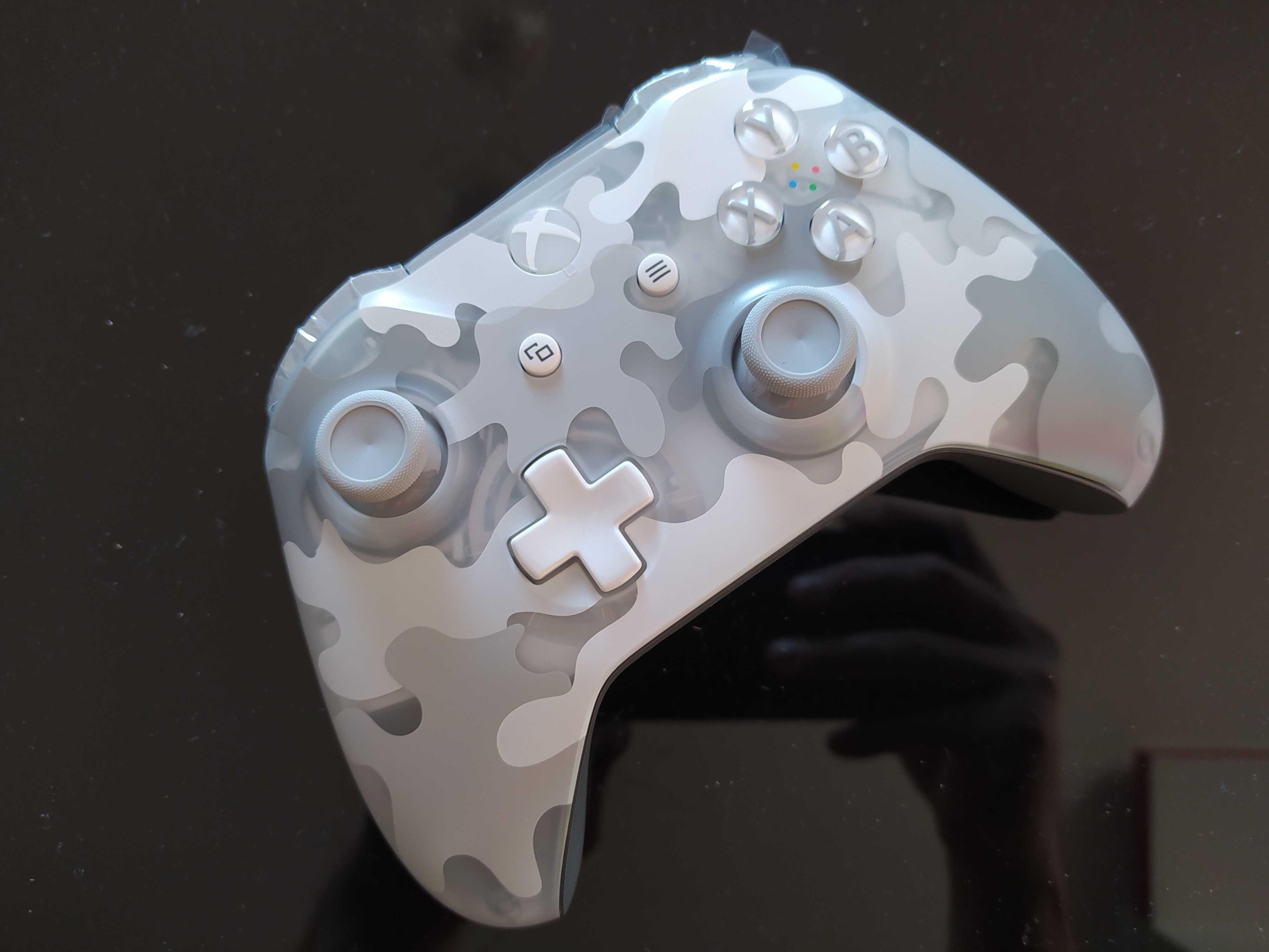 Pad od Xbox One X S Arctic Camo w pełni sprawny oryginał Nowy