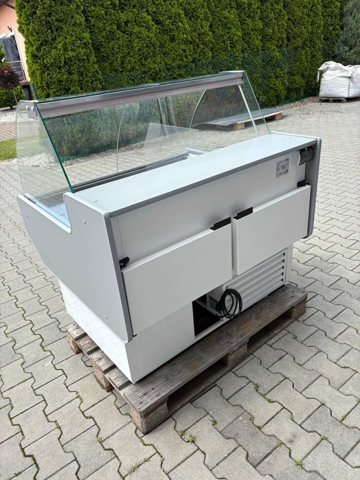 Lada chłodnicza 2021r Rapa jak nowa