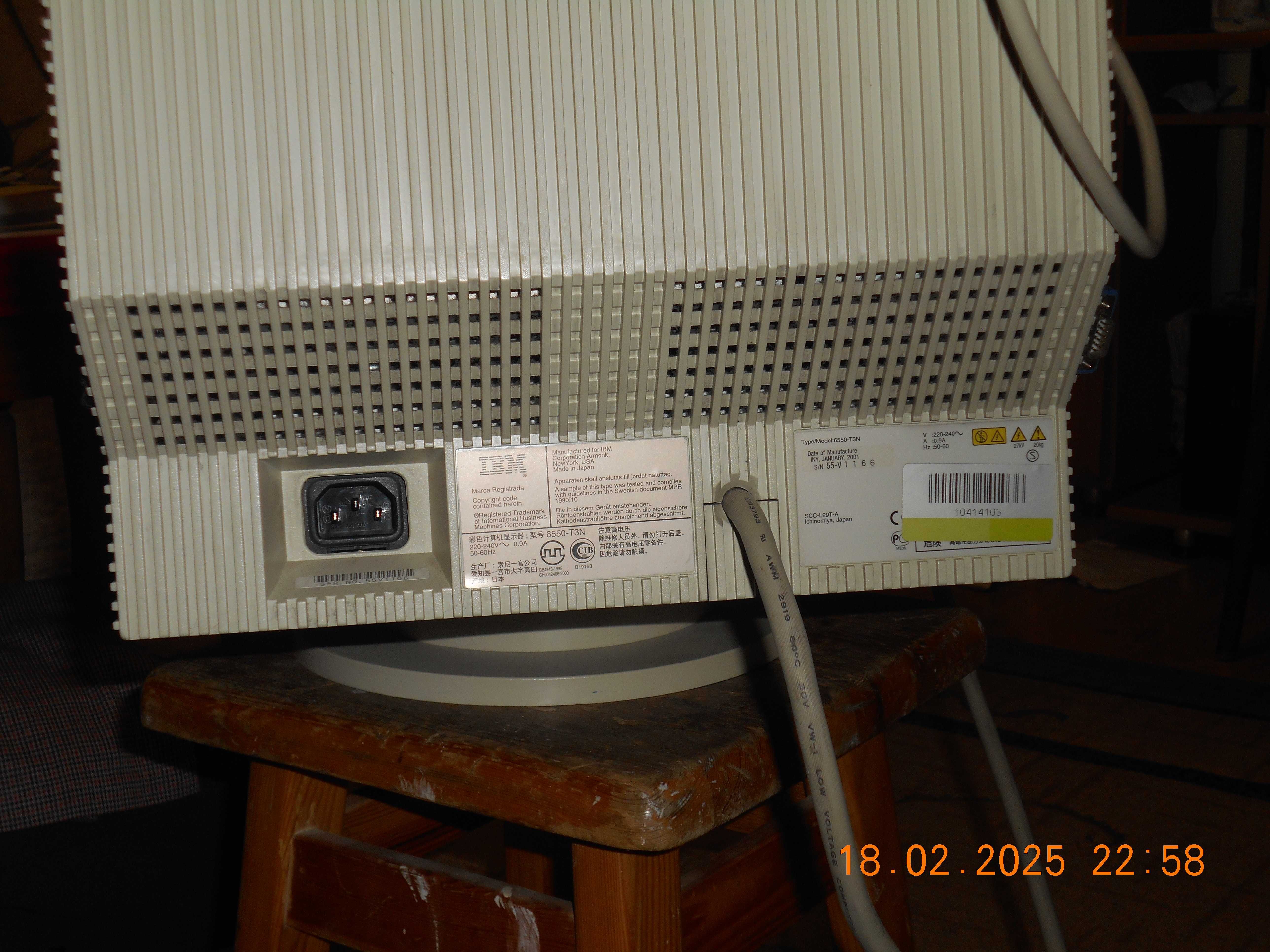 monitor komputerowy ibm typ model:6550-t3n