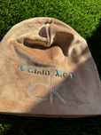 Czapka damska Calvin Klein/CK - beżowa, eleganska