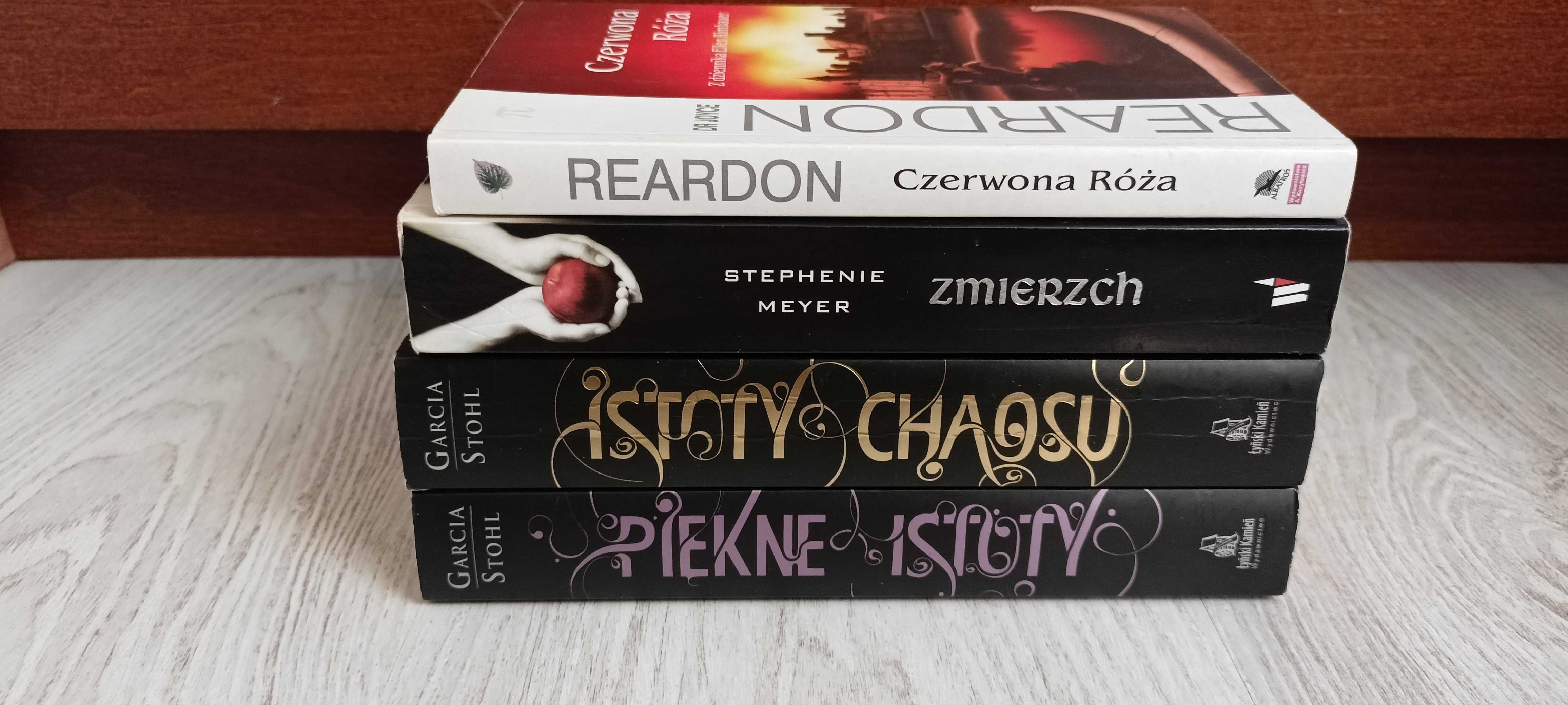 Garcia Stohl Piękne Istoty Chaosu Meyer Zmierzch Reardon Czerwona Róża