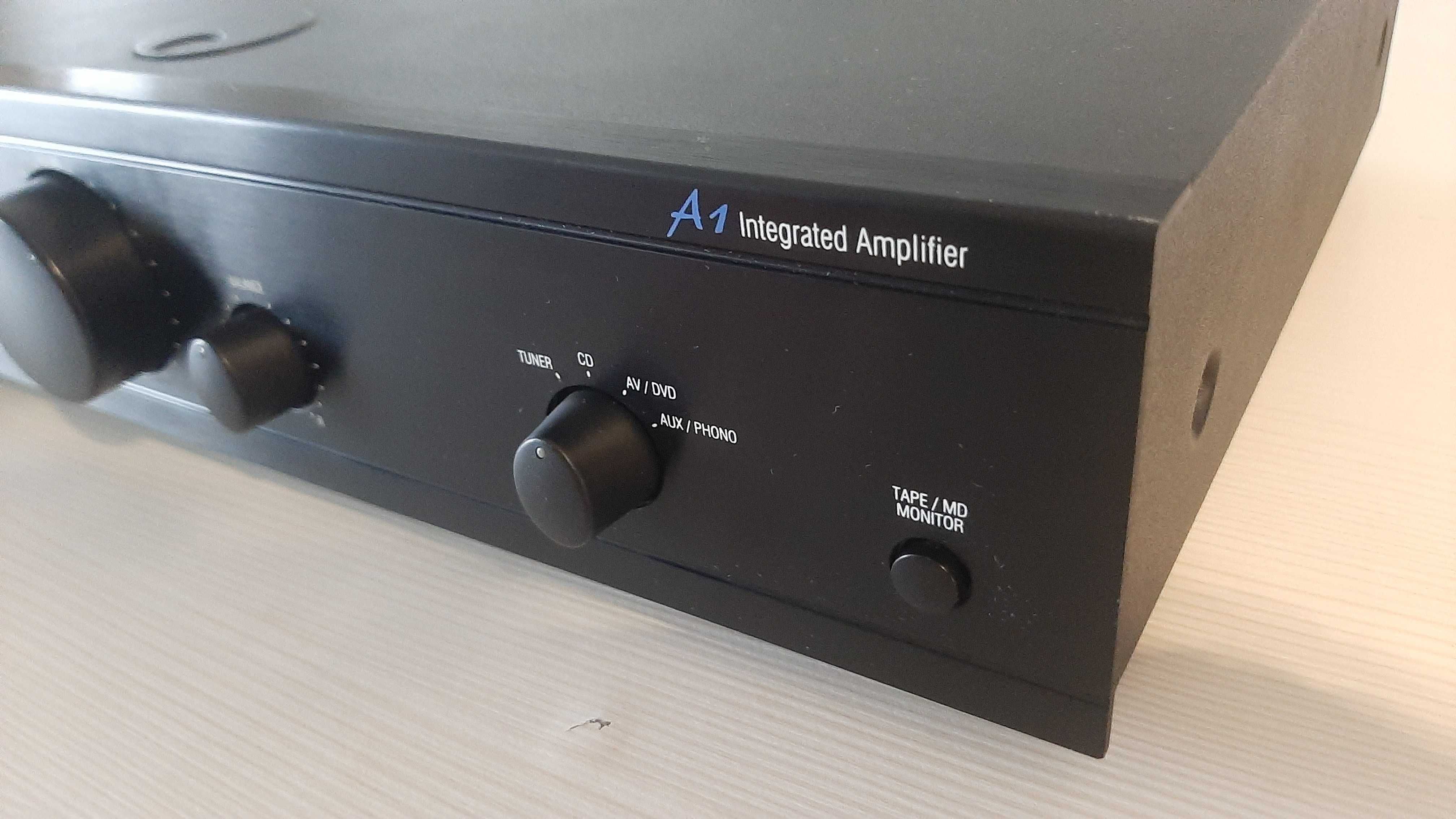 Wzmacniacz Stereo Cambridge Audio A1 V3.0 Stan BDB