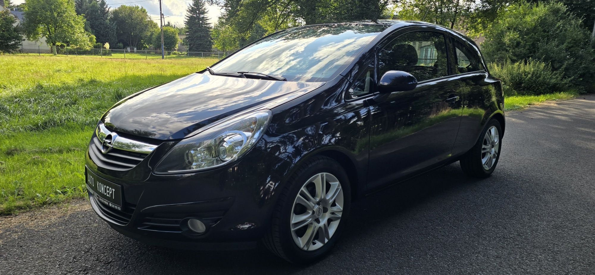 Opel Corsa 1.4 Benzyna Klima Alufelgi 2009r. z Niemiec