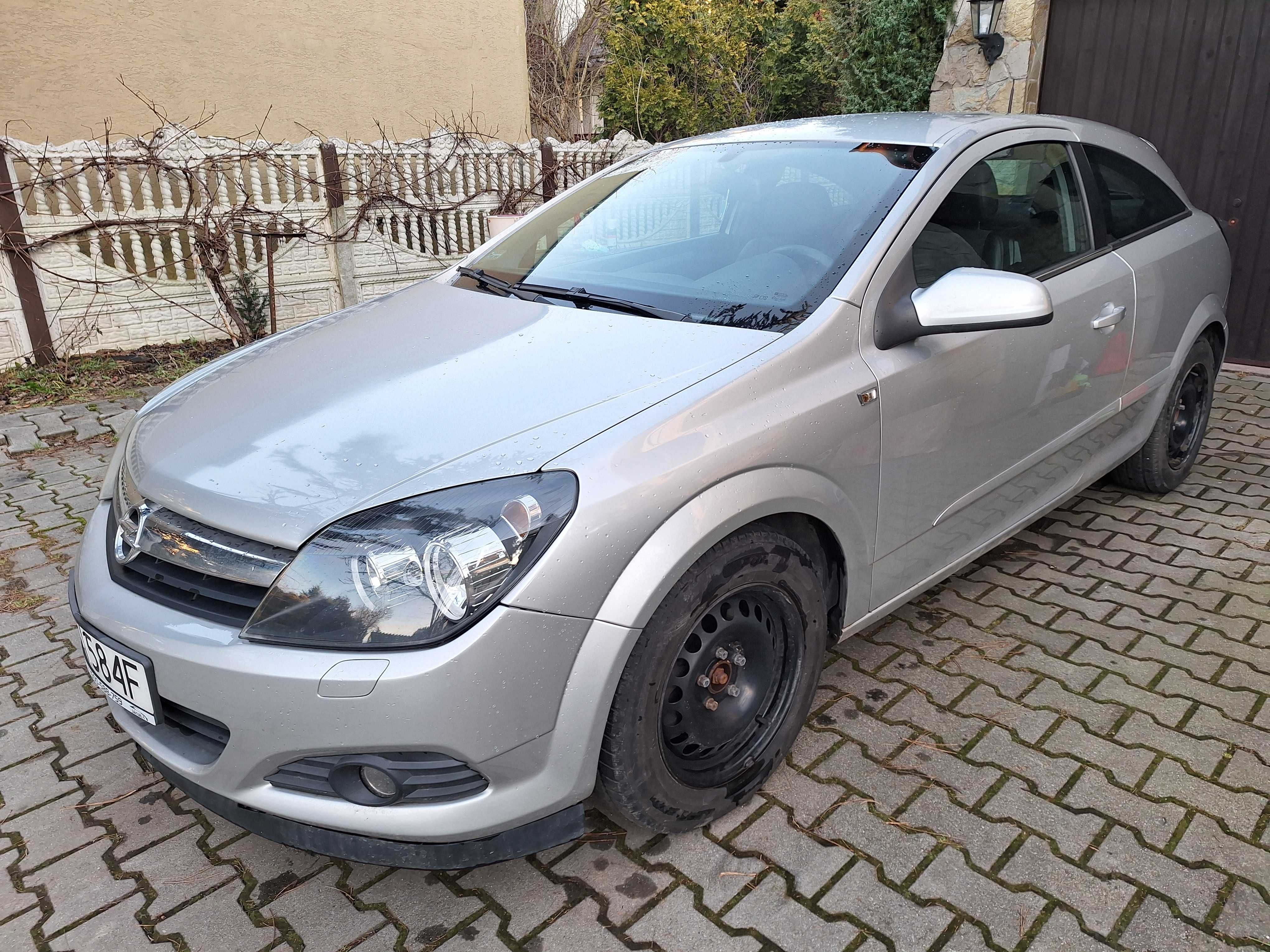 Opel Astra H III GTC 2007