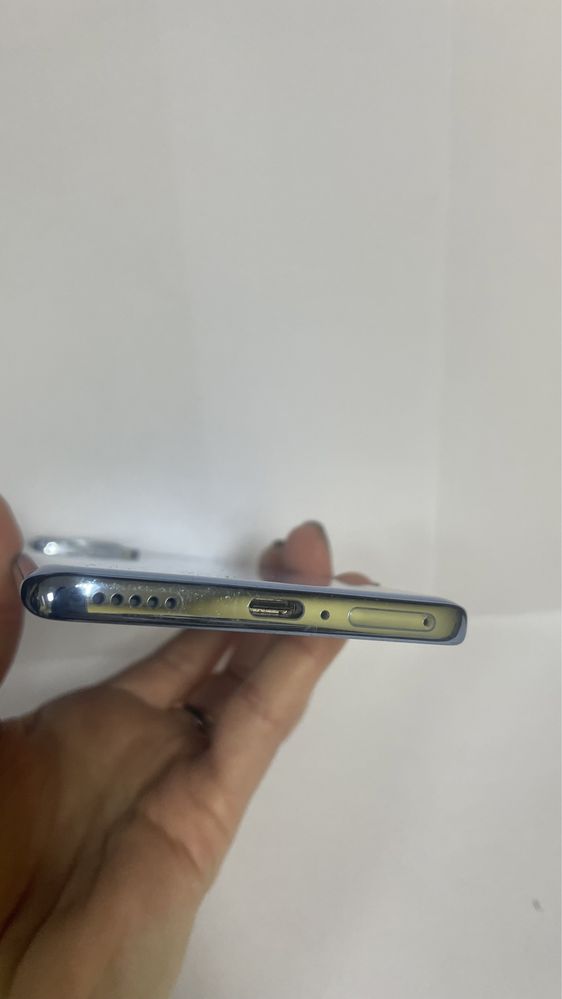 Продам телефон Xiaomi  13 Lite 8/256