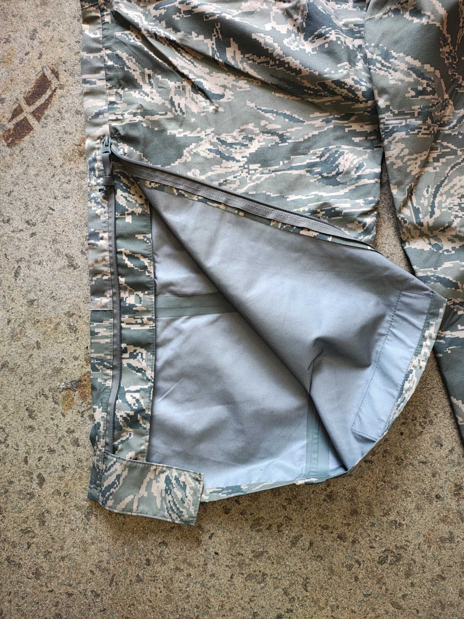 Spodnie US Army GORE-TEX USAF Digital Tiger Stripe XL Long KONTRKTOWE
