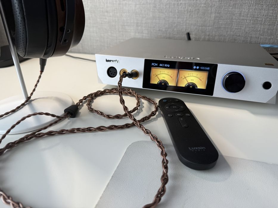 Luxsin X9  DAC/ Amplificador / pre-amp