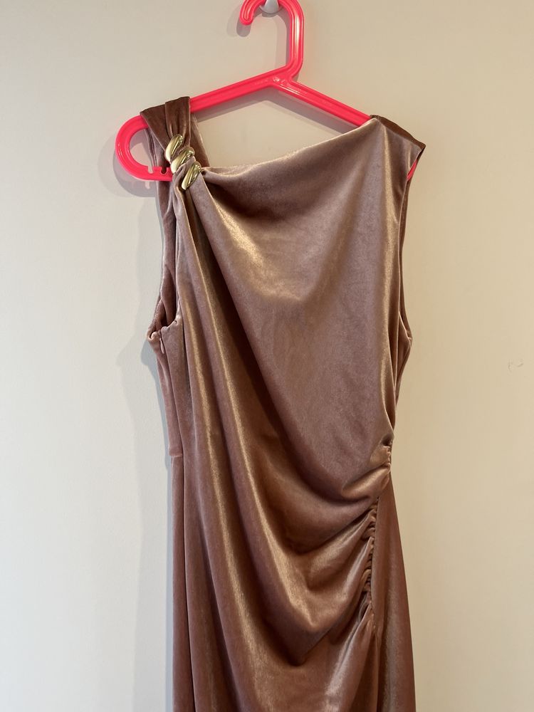 Vestido Zara novo