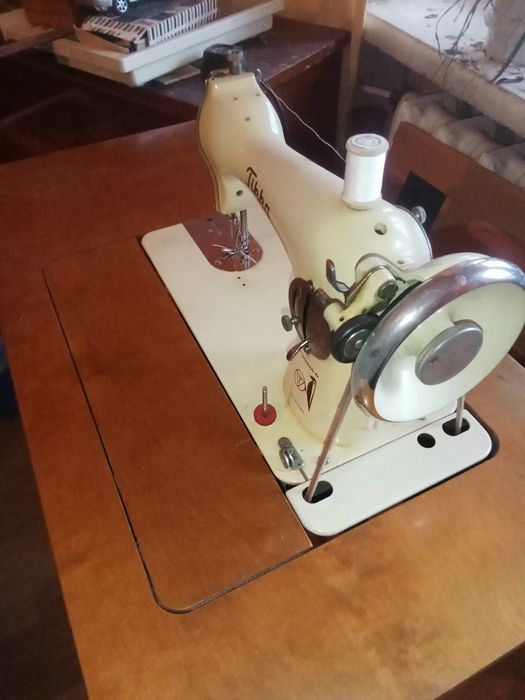 Продам швейну машинку вримен ссср