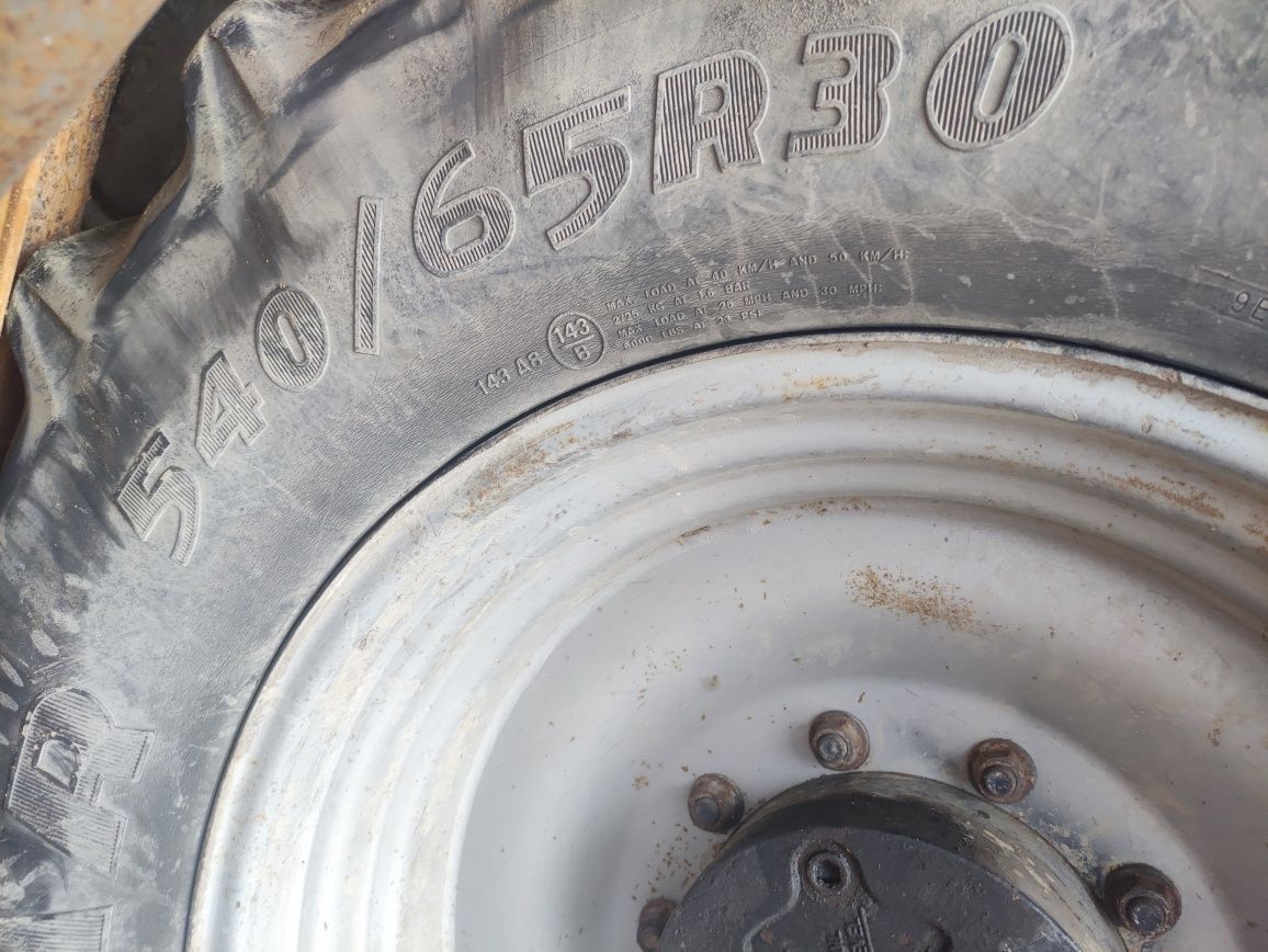 Opony 540/65 R30 do traktora, fastrac.