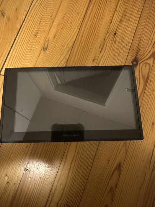 Автомагнітола peeonir на деталі