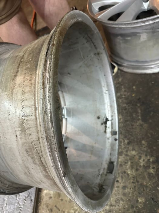 Диски бмв 239 стиль R21 ,e70,e71,f15,f16