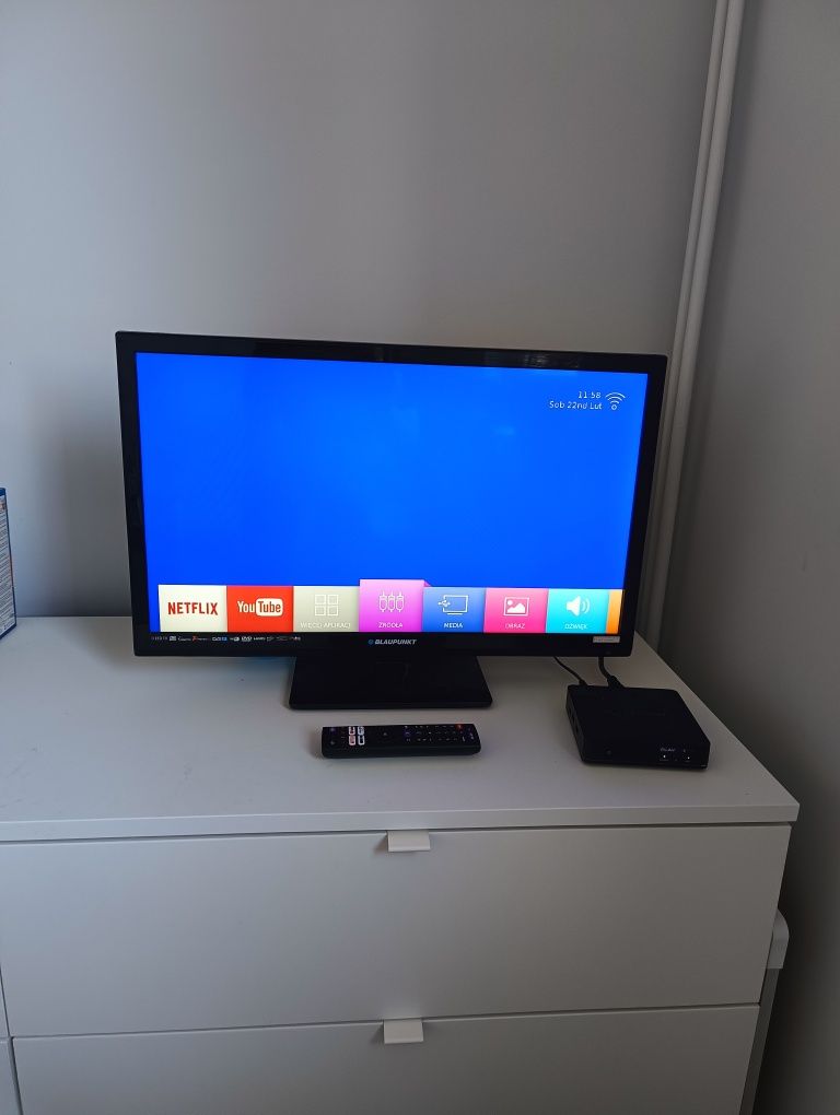 telewizor LED Smart TV DVD video Blaupunkt 24 cale
