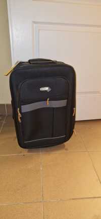 Nowa walizka kabinowa Galux czarna powiększana