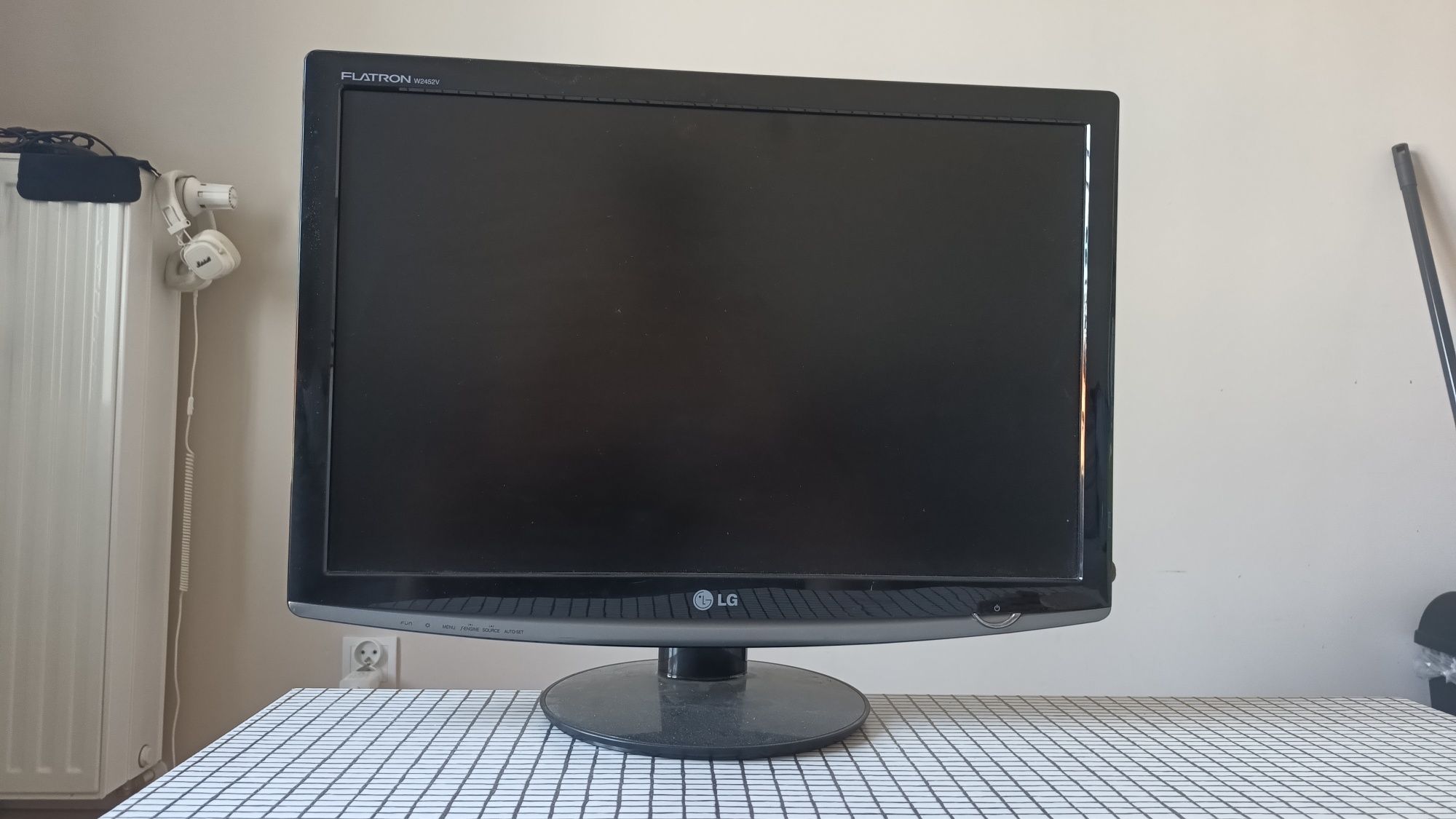 Monitor LG Flatron W2452V