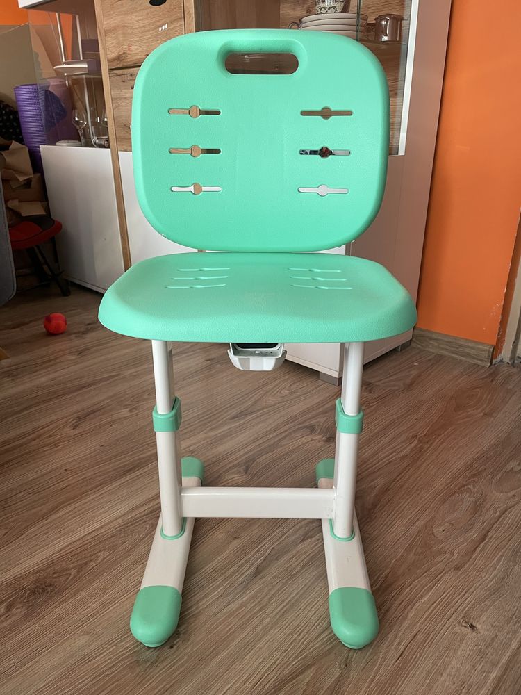 Fun Desk regulowane krzesło dziecięce