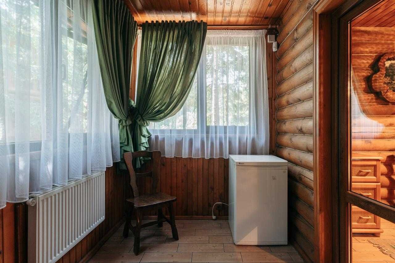 Продається котедж в Яремче - центр, 20 хв пішки до водоспаду «Прибій»