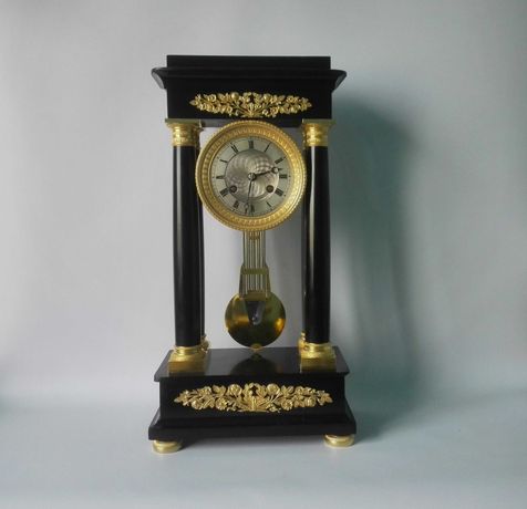 DOUYON.Ампир.Черный камень.Каминные часы.Первая половина XIX века