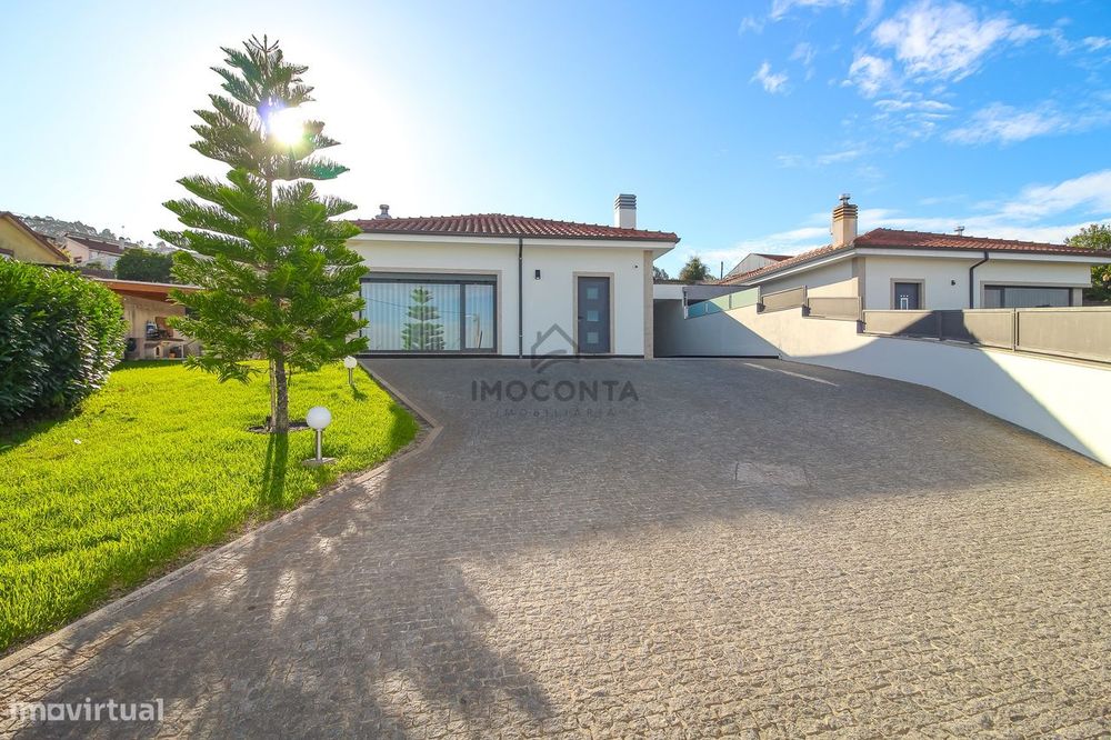 Moradia Térrea 4 frentes c/ 700m2 em Valongo