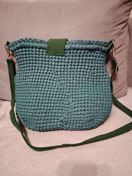 Torebka robiona na szydełku