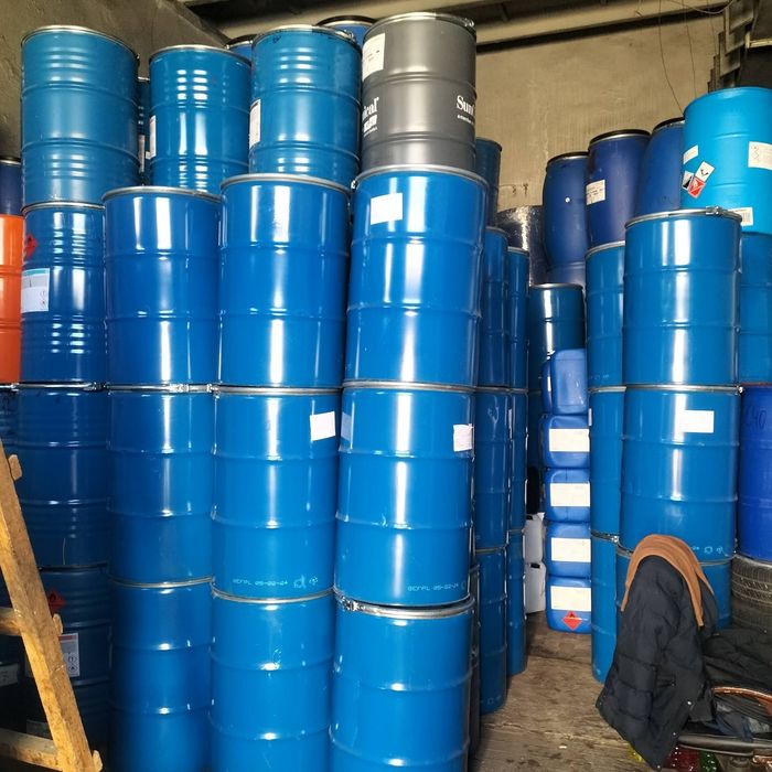 Продам бочки 200л під хомут з під спиртової фарби, під зерно воду.