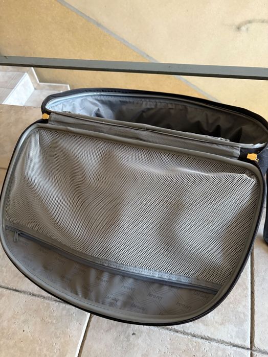 Mala de viagem pequena