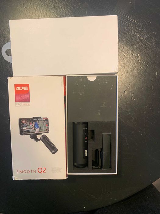 Gimbal ZHIYUN Q2 para telemóvel