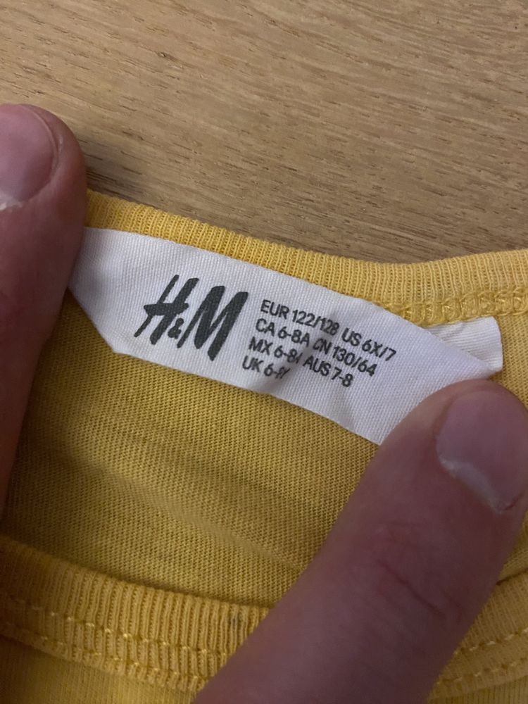 Koszulki na ramiączka H&M roz 122/128 Dla chłopca na lato