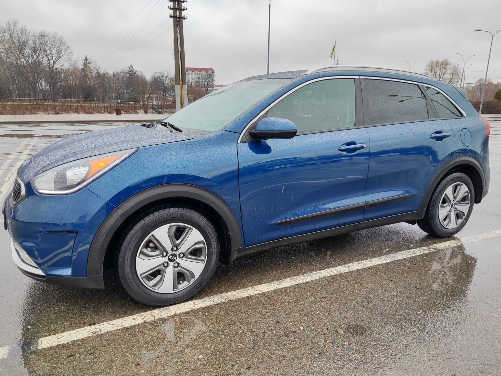 Kia Niro Hybrid 2019 Blue