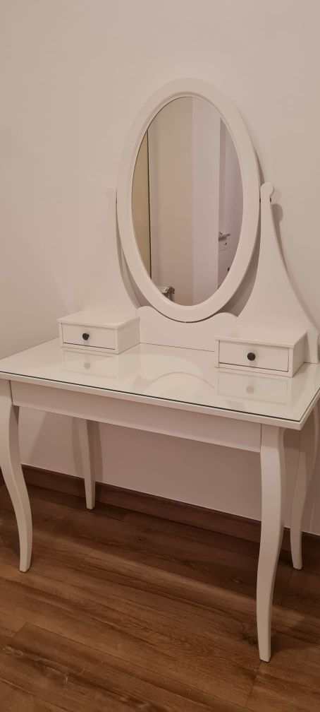 Toaletka Ikea HEMNES