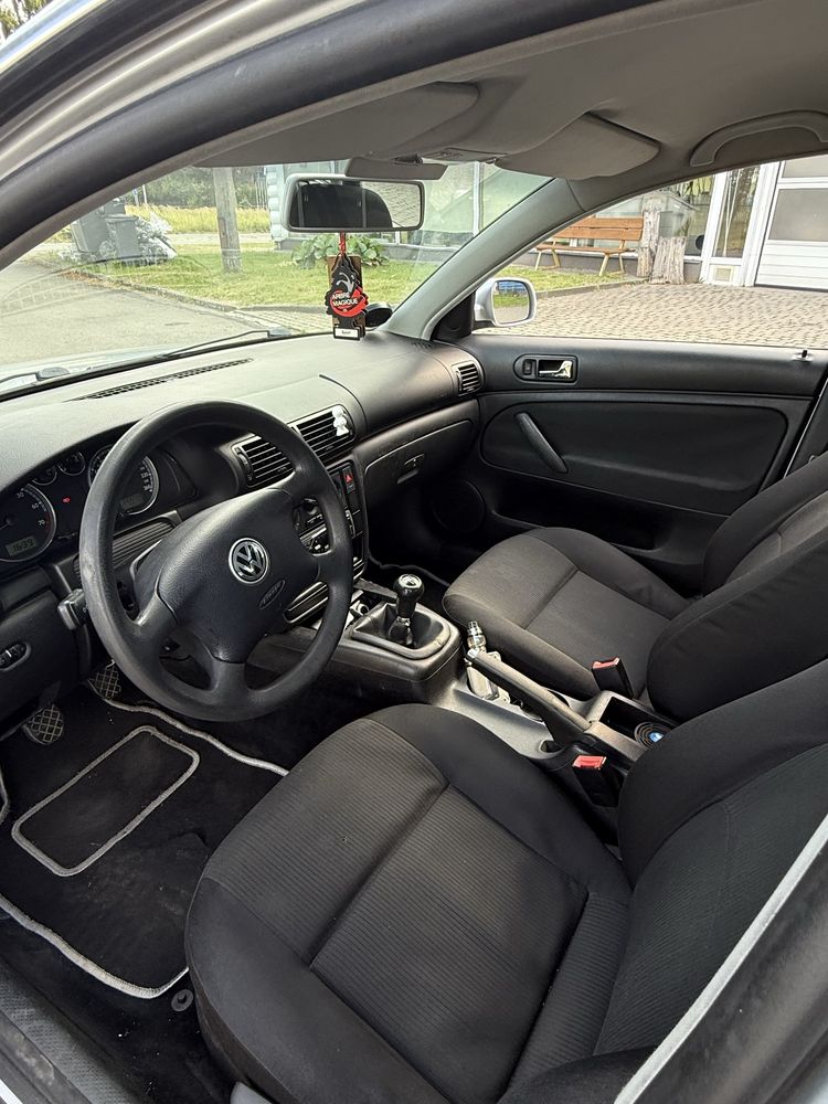 Volkswagen VW PASSAT 2.0 benz+LPG 115KM klima