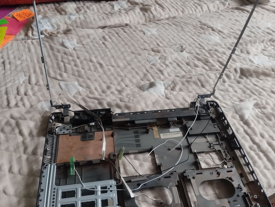 Ноутбук Asus k73e ty192d по запчастинам