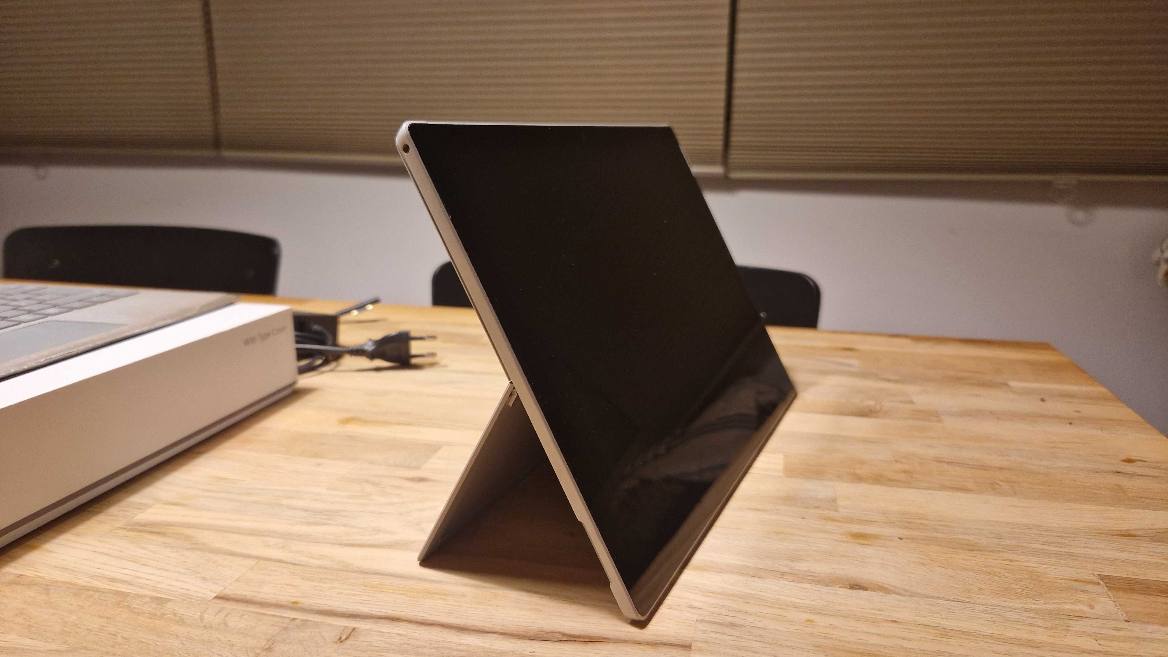 Microsoft Surface Pro 5th