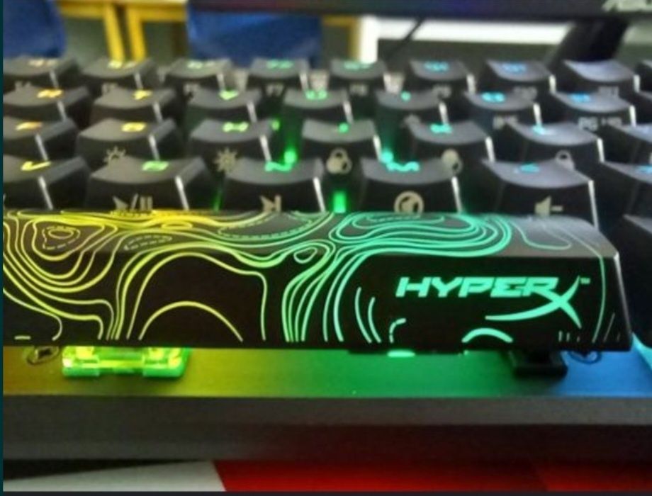 Teclado Gaming HYPERX Alloy Origins 60