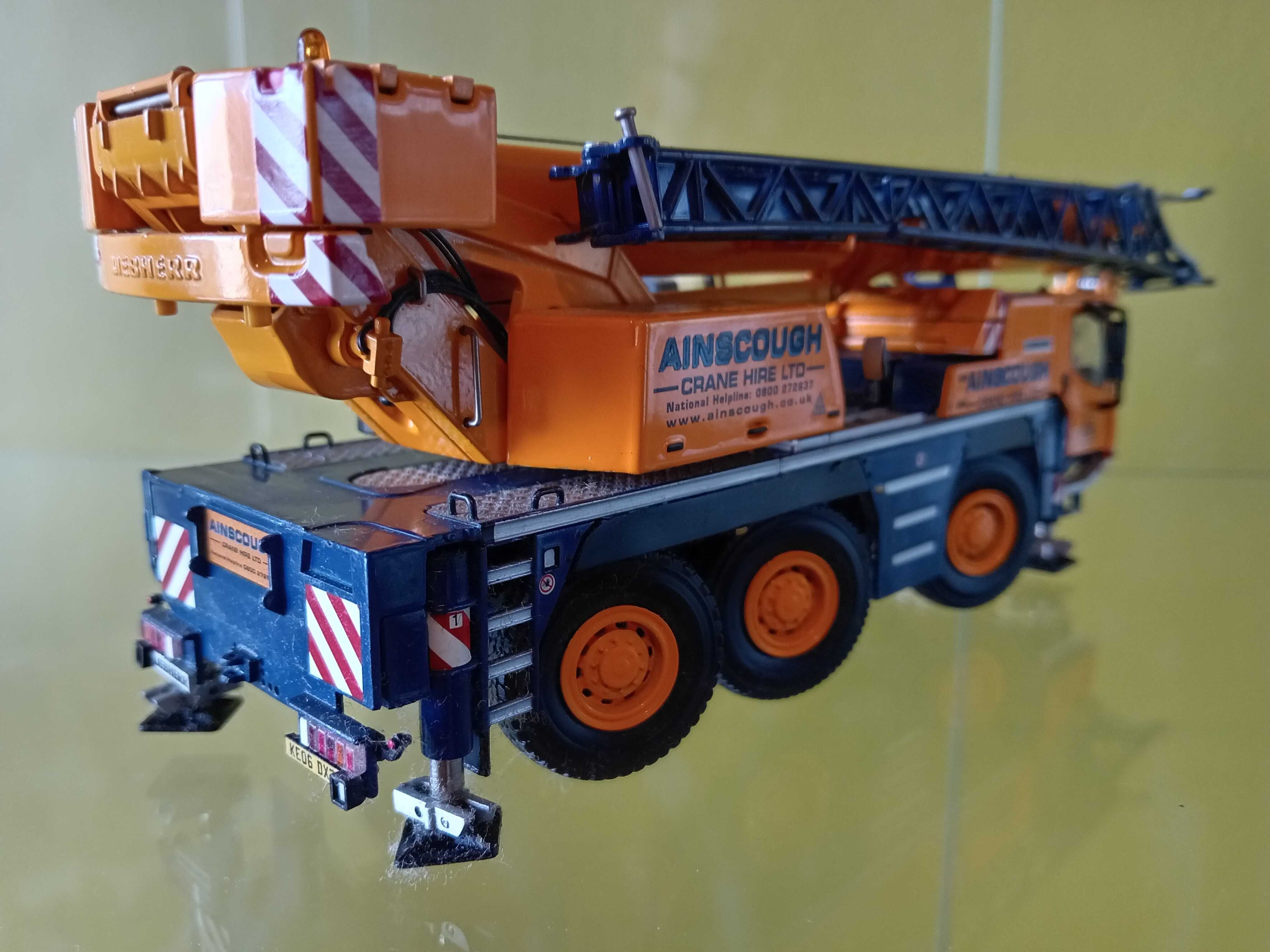Model WSI 1:50 Ainscough Liebherr LTM 1050-3.1