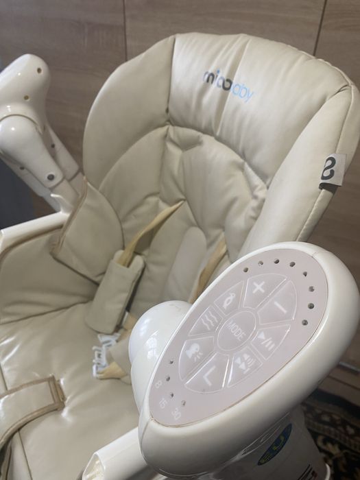 Стільчик для годування від 0-2 років