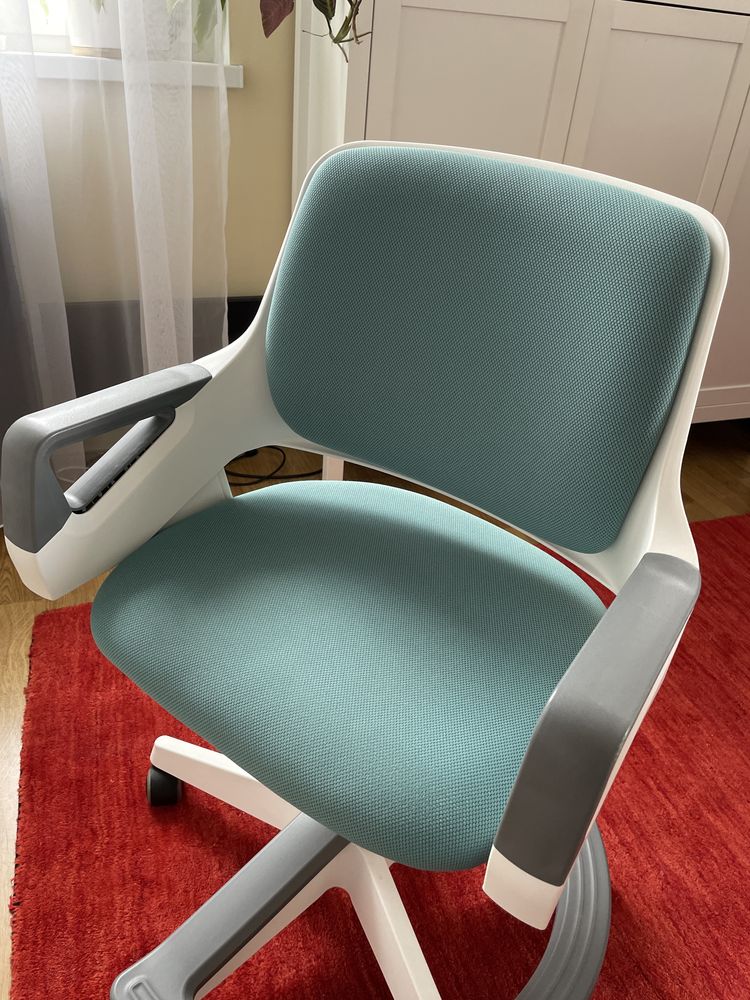 Krzesło ergonomiczne dla dziecka turkusowe