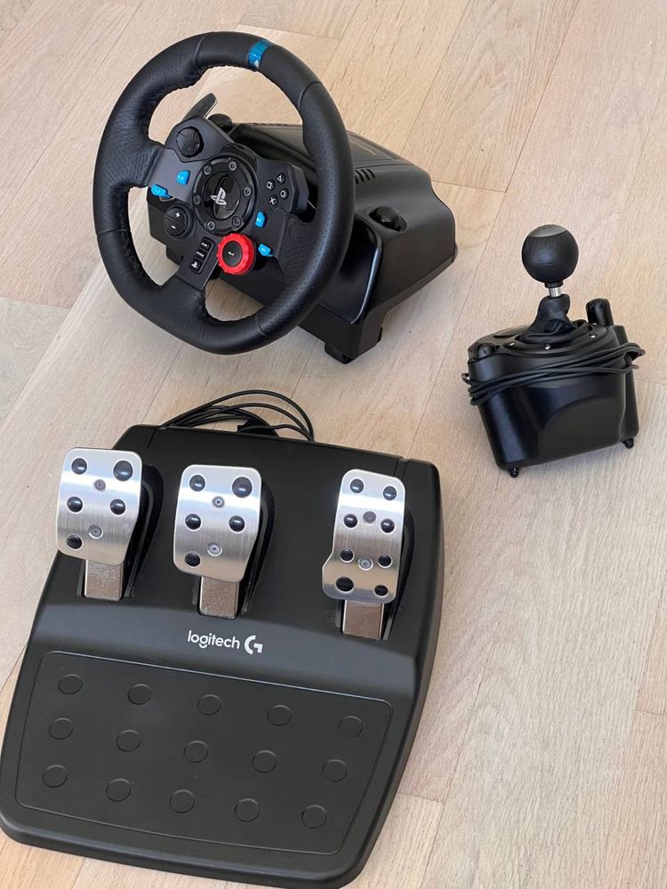 Volante Logitech G29 Driving Force PS5/PS4/PS3/PC e Shifter Logitech