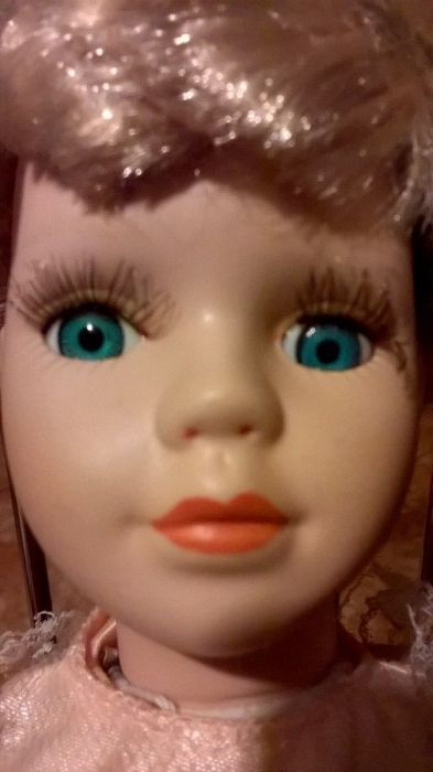 lalka porcelanowa