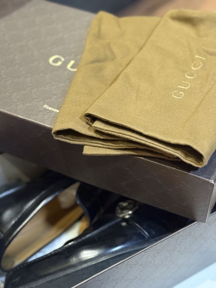 Чорні Gucci мокасини