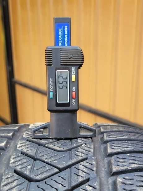 235/45 R18 Pirelli Sottozero 3 4шт зимня