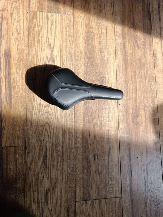 Siodełko Fizik Antares R7