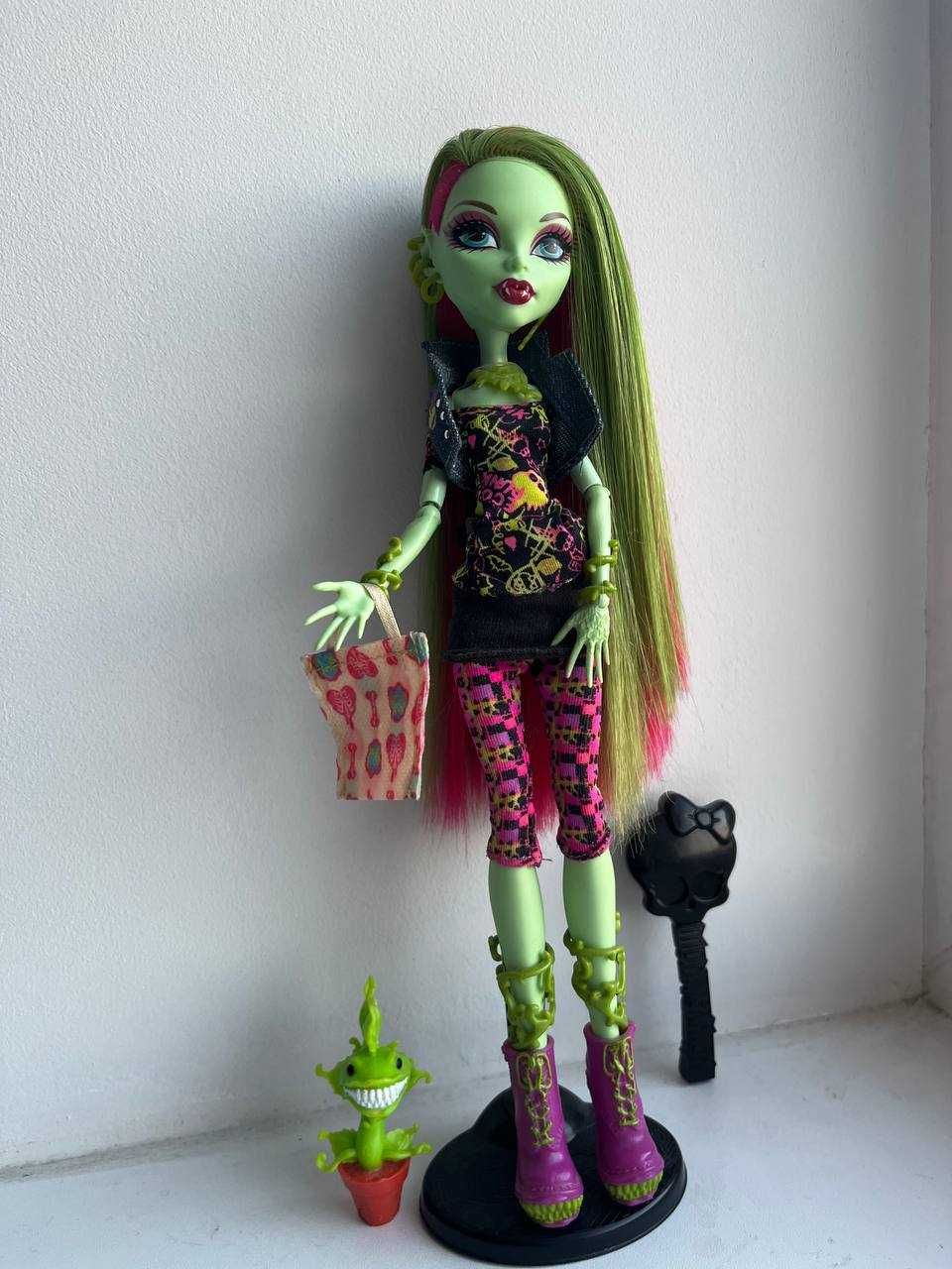 Лялька Monster High Венера Мухоловка базова Venus McFlytrap basic
