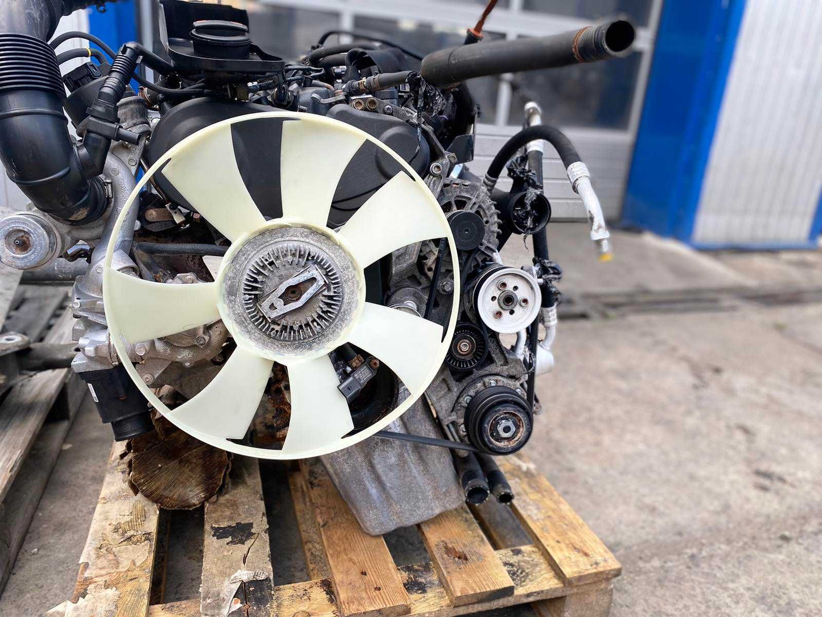 мотор двигун двигатель Crafter 2.0 120 kw крафтер 2.0