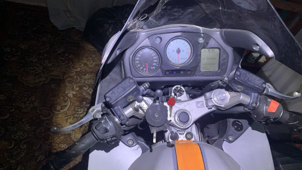 Honda vfr 800 цена 3500$