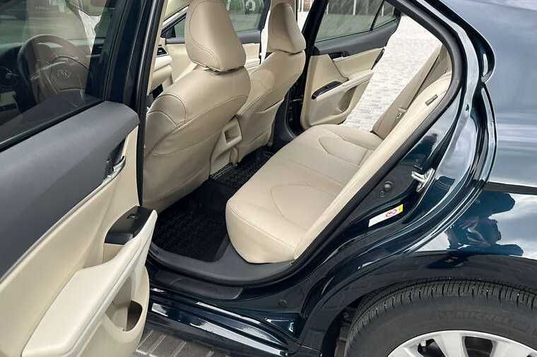 Toyota Camry 2018 XV70 2.5