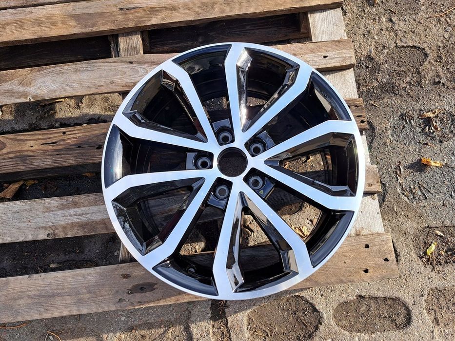 Oryg. Skoda Octavia 17 7j 5e0 et49 4910 ex322 j. nowa