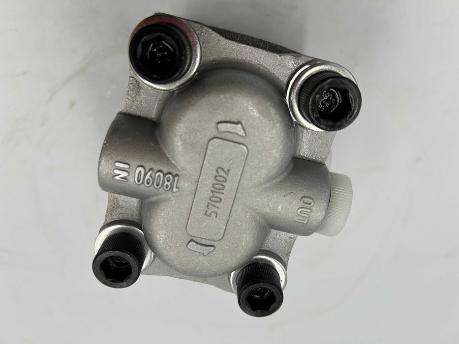 Pompa hydrauliczna zębata dwusekcyjna Nachi PVD-0B-20BP