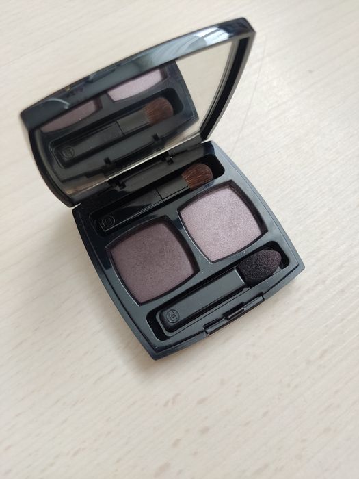 Cienie do powiek Chanel